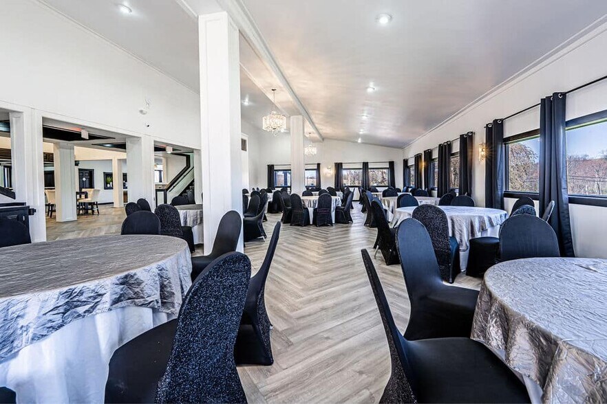 More Photos Of 533 Liberty Valley Rd, Danville Restaurant For Sale