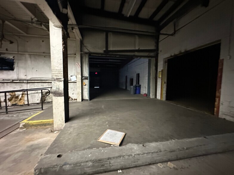 More Photos Of 724 Bell Fork Rd, Jacksonville Office For Lease