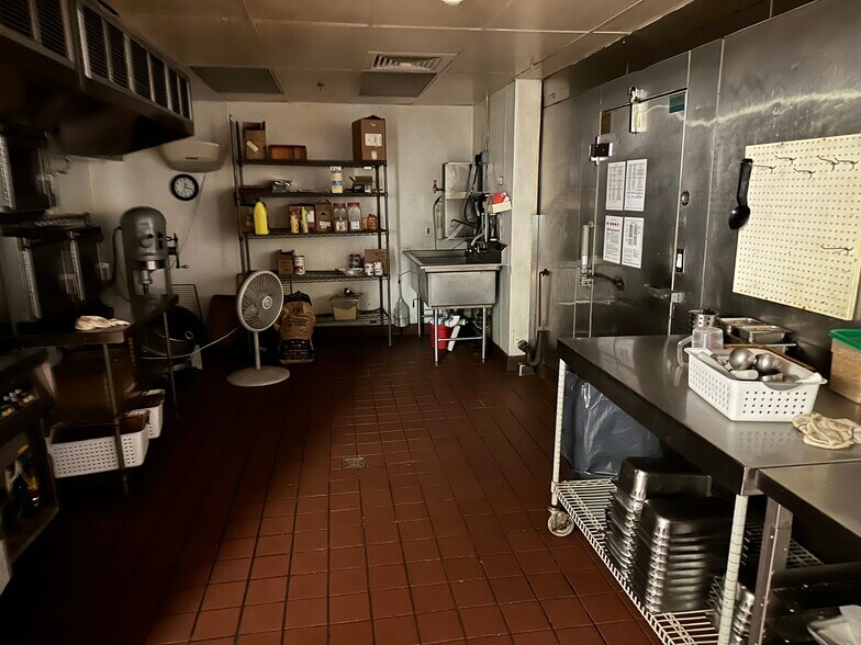 More Photos Of 419 Old Country Rd, Westbury Restaurant For Lease