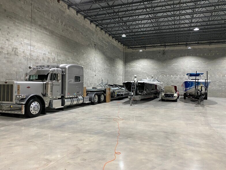 More Photos Of 3590 SW 30th Ave, Fort Lauderdale Warehouse For Sale