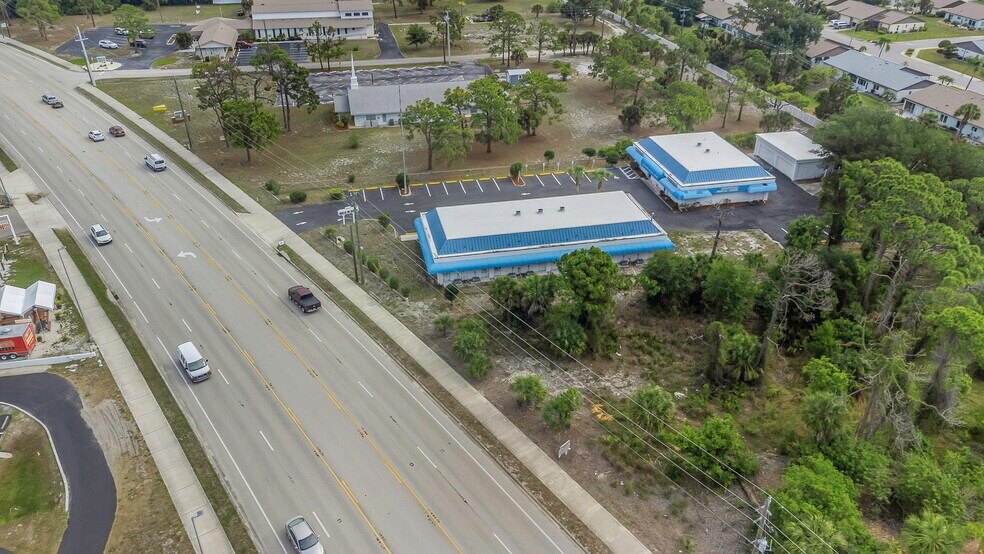 More Photos Of 655 N Indiana Ave, Englewood Medical For Sale