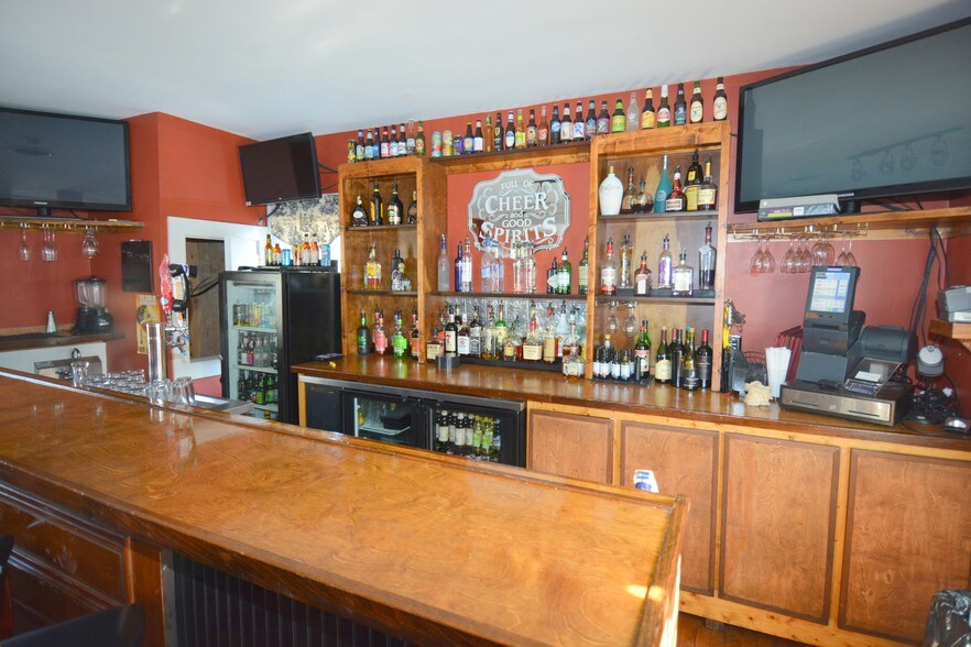 More Photos Of 13 E Dayton St, West Alexandria Restaurant For Sale