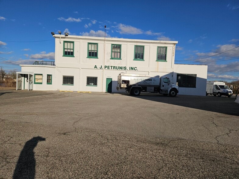 Primary Photo Of 173 Water St, Bridgeton Warehouse For Sale