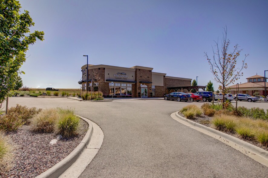 More Photos Of 9846 Zenith Meridian Dr, Englewood Restaurant For Lease