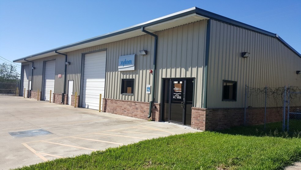 More Photos Of 1959 Saratoga Blvd, Corpus Christi Warehouse For Lease