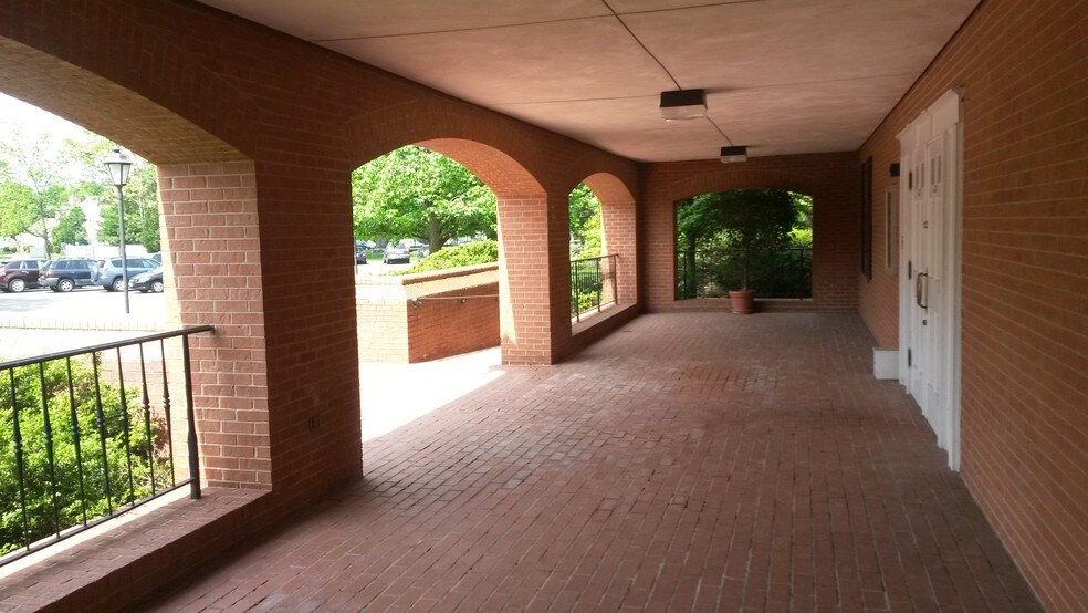 More Photos Of 1 Rossmoor Dr, Monroe Township Medical For Lease