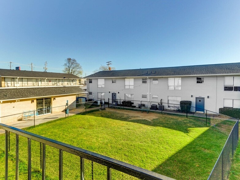 More Photos Of 605 Higdon Ferry Rd, Hot Springs Apartments For Sale