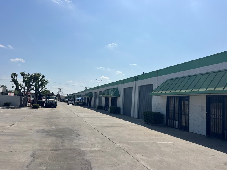 More Photos Of 11015 Rush St, South El Monte Warehouse For Lease