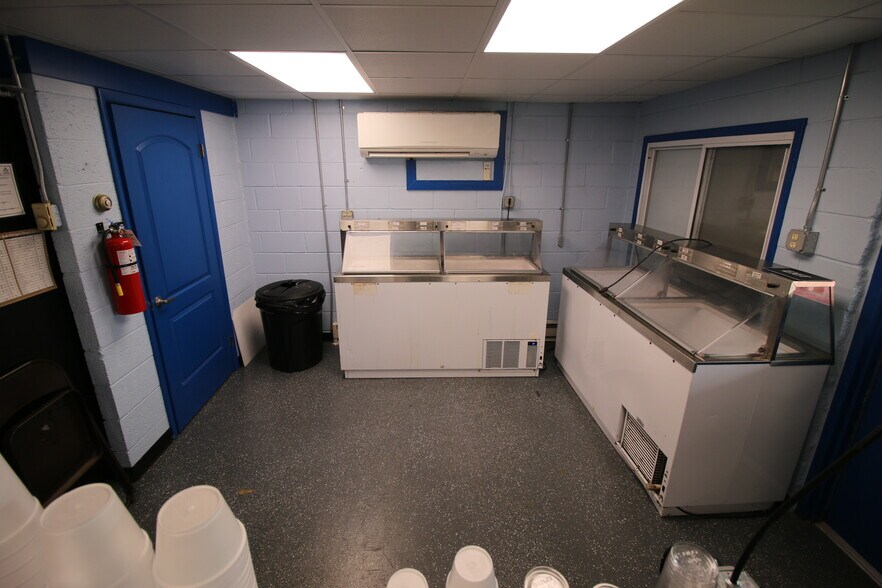 More Photos Of 426 Bartel St, Scranton Restaurant For Sale