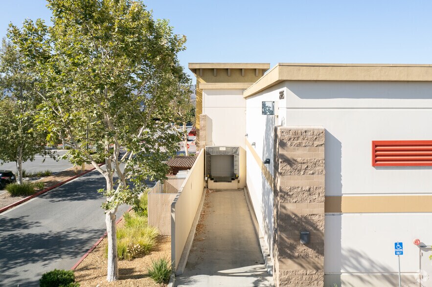 More Photos Of 29225 Central Ave, Lake Elsinore Freestanding For Sale