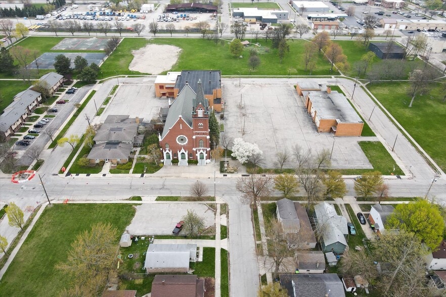 More Photos Of 1120 N Grant St, Bay City Religious Facility For Sale
