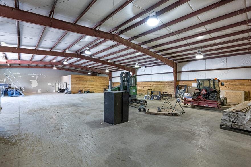 More Photos Of 7340 Bridgewater Rd, Dayton Warehouse For Lease