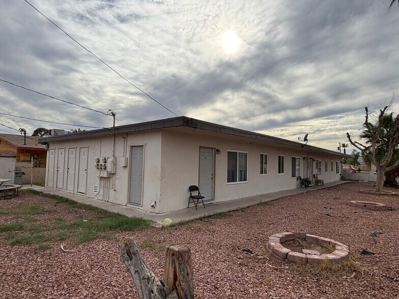 More Photos Of 2252 Ellis St, North Las Vegas Apartments For Sale