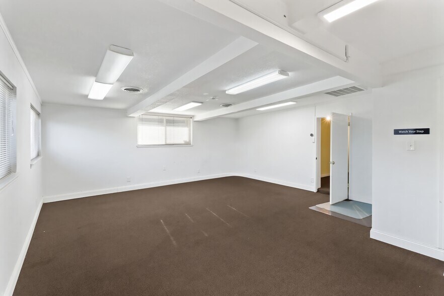 More Photos Of 4731 El Camino Ave, Carmichael Office For Sale