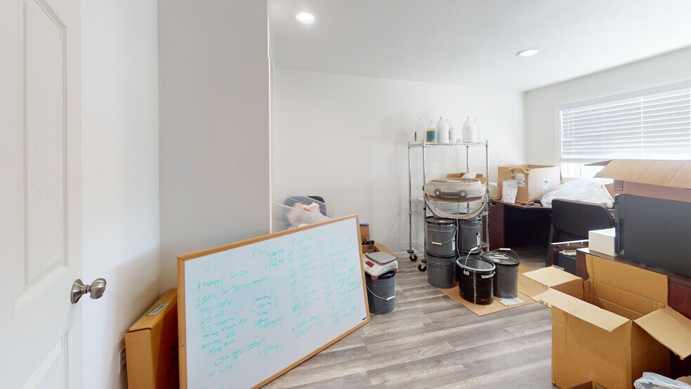 More Photos Of 516 S 1st Ave, Hillsboro Service For Lease