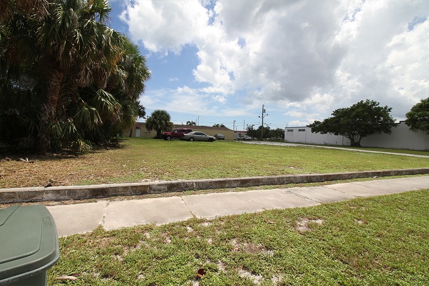 Primary Photo Of 534 S 5th St, Fort Pierce Land For Sale