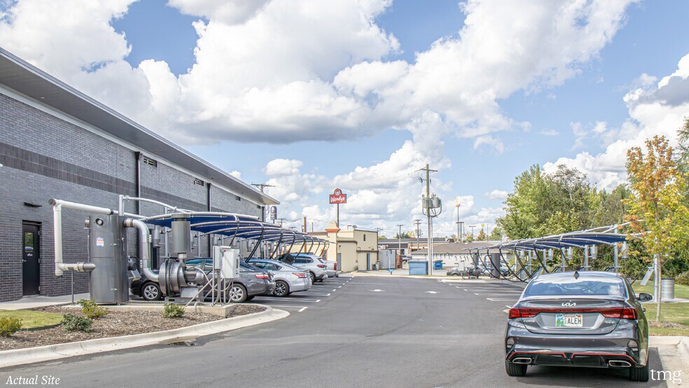 More Photos Of 2116 N Reynolds Rd, Bryant Carwash For Sale