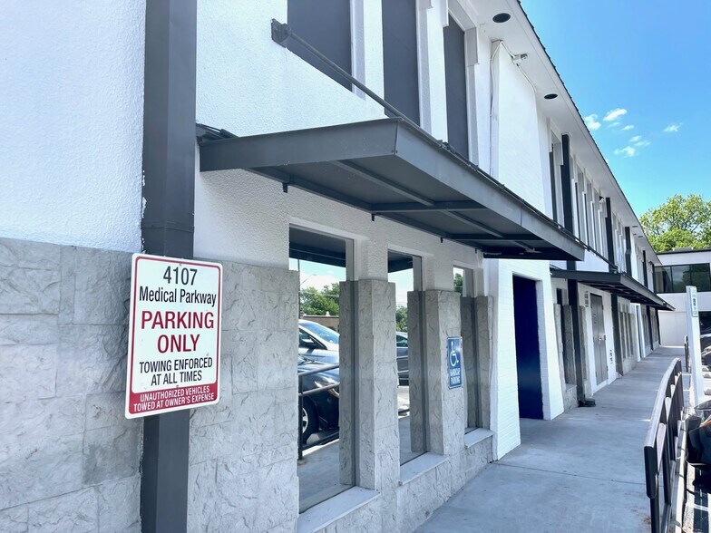 More Photos Of 4107 Medical Pky, Austin Medical For Lease