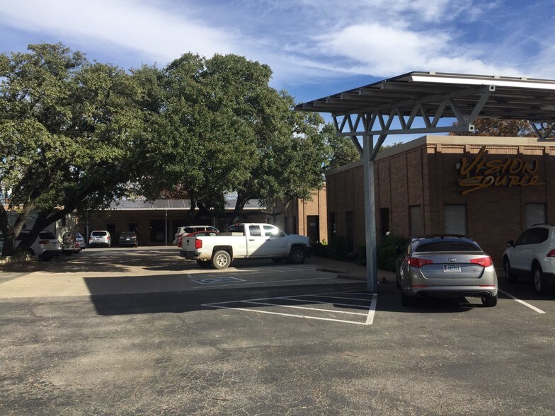 More Photos Of 12701 Research Blvd, Austin Medical For Lease