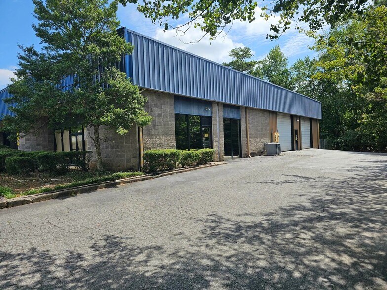 More Photos Of 4664 Lawrenceville Hwy NW, Lilburn Freestanding For Lease