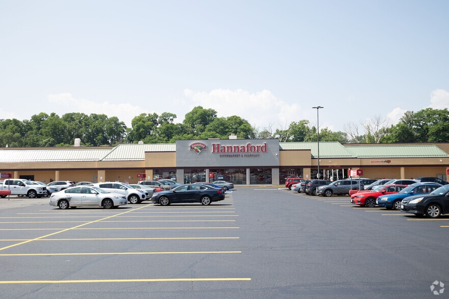 More Photos Of 1400-1450 Altamont Ave, Schenectady Storefront For Lease