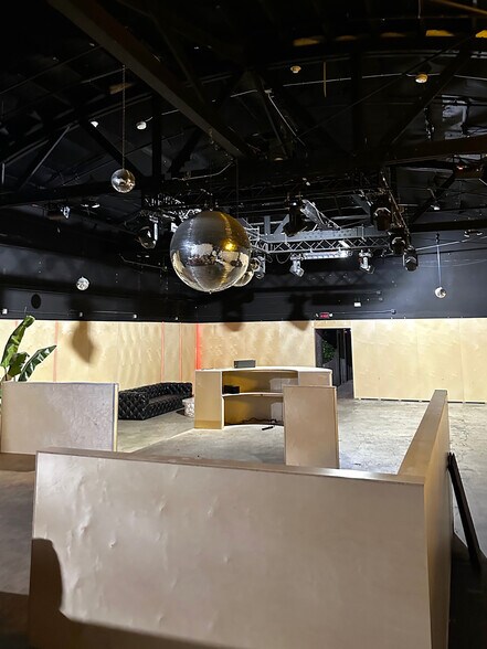 More Photos Of 1926 E 7th Pl, Los Angeles General Retail For Lease