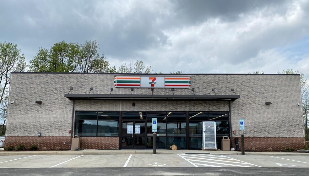 More Photos Of 3085 Highway 160 W, Fort Mill Service Station For Sale