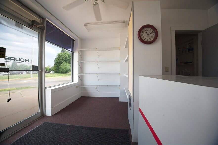 More Photos Of 735 W Main St, Waupun Office For Sale