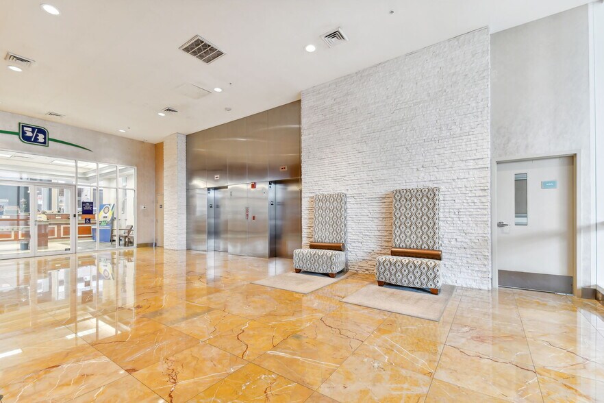 More Photos Of 175 1st St S, Saint Petersburg Medical For Lease