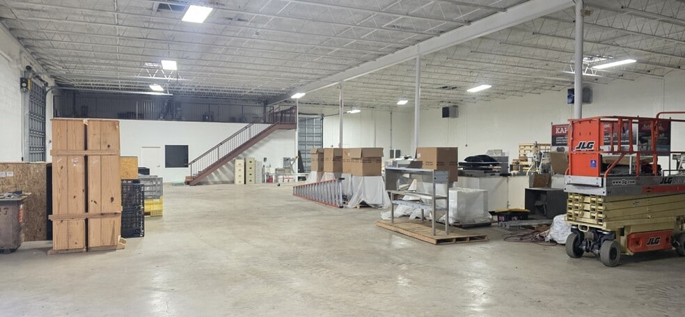 More Photos Of 251 N Congress Ave, Delray Beach Warehouse For Lease