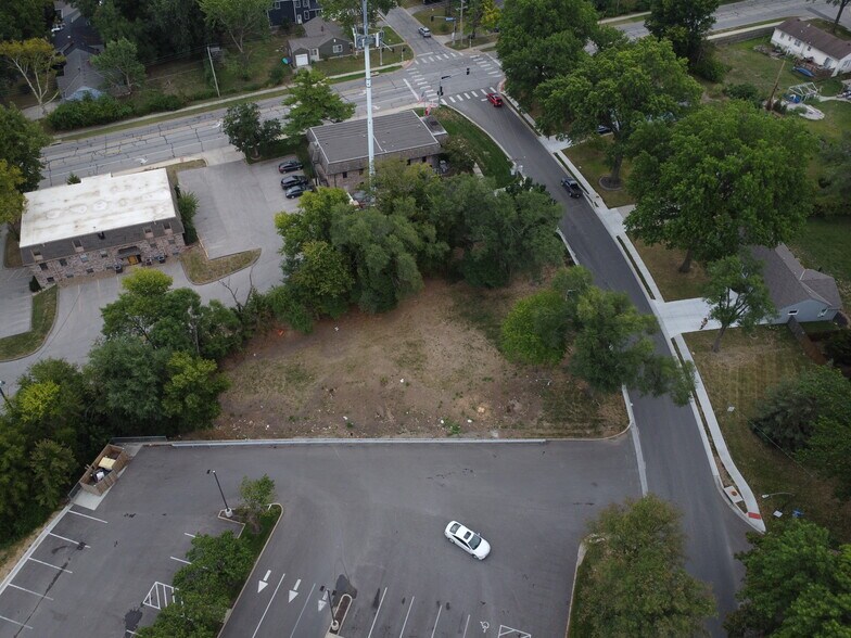 More Photos Of 4716 W 60th St, Mission Land For Sale