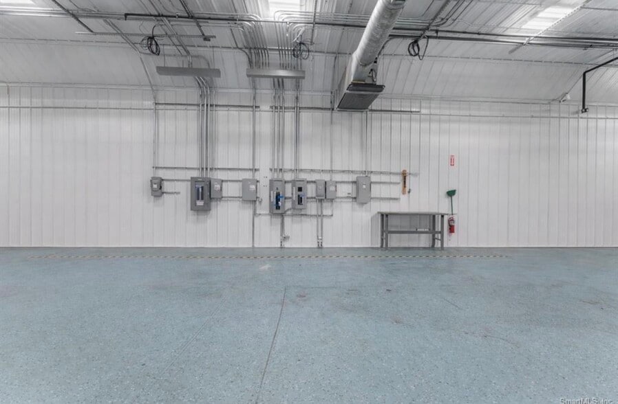 More Photos Of 51 Ridge Rd, Putnam Industrial For Sale