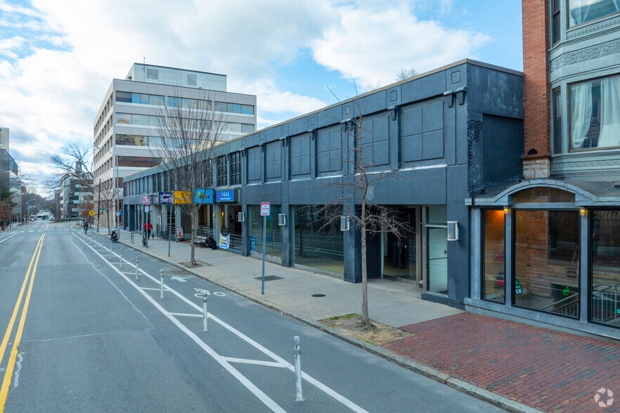 Primary Photo Of 997-1013 Massachusetts Ave, Cambridge Freestanding For Lease