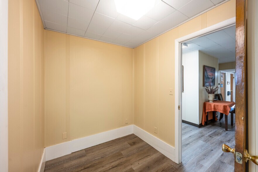 More Photos Of 64 Gleneida Ave, Carmel Storefront Retail Office For Lease