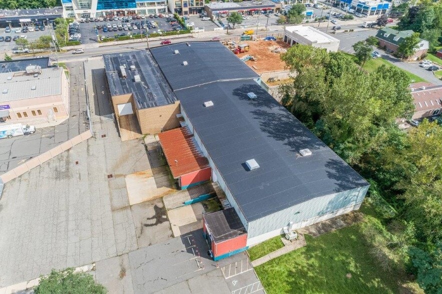 More Photos Of 4865 Arthur Kill Rd, Staten Island Warehouse For Sale