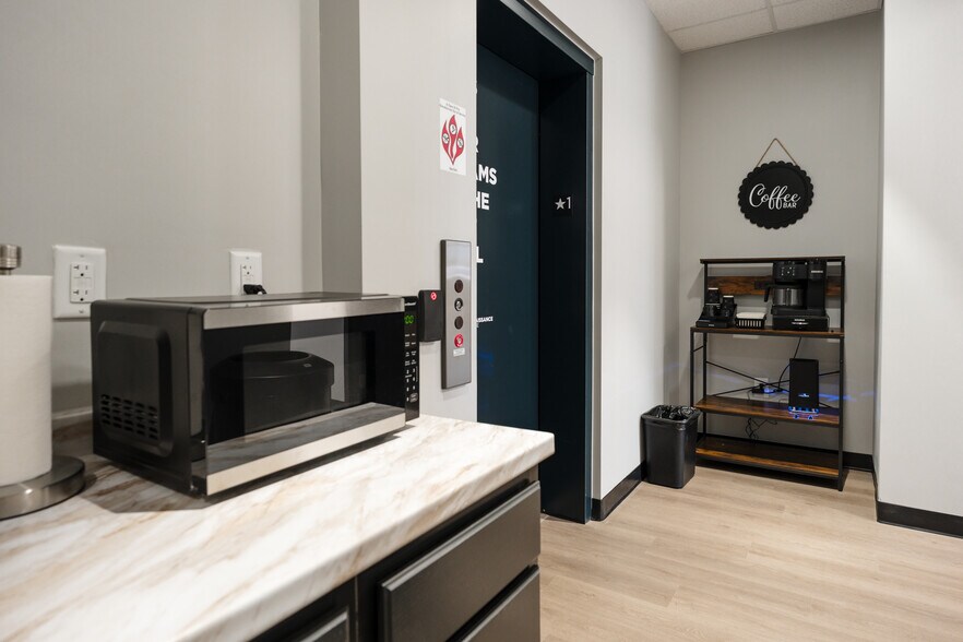 More Photos Of 5900 Scotland Rd, Greensboro Office For Lease