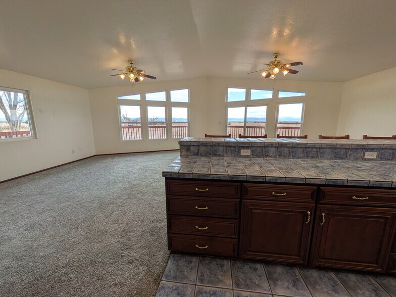 More Photos Of 15507 County Road 10, Fort Lupton Flex For Lease