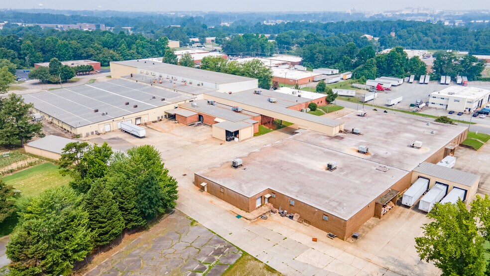 More Photos Of 315 Kettering Rd, High Point Manufacturing For Lease