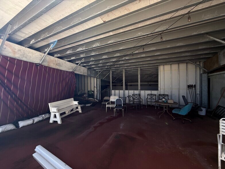 More Photos Of 4265 Rice St, Lihue Storefront For Lease