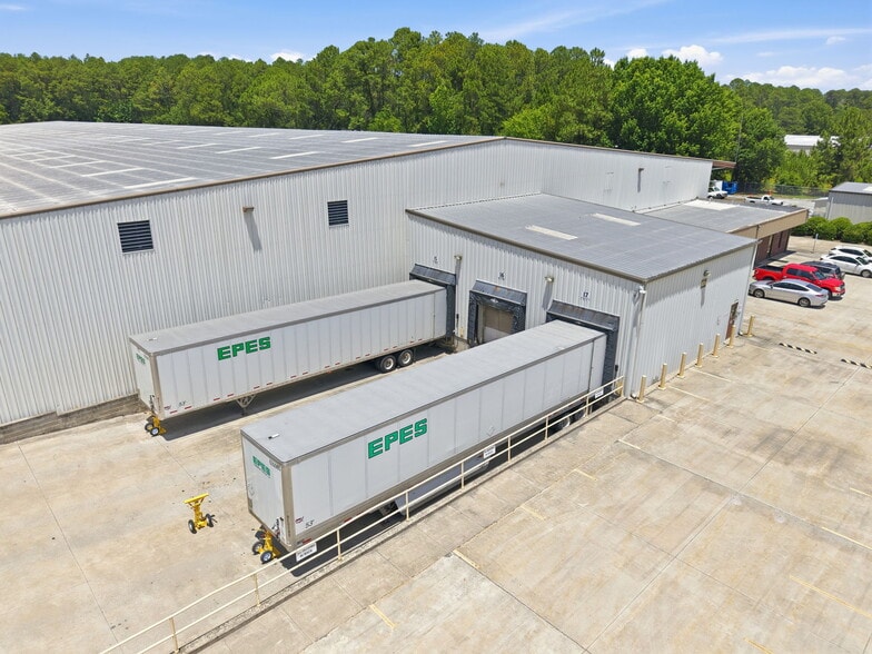 More Photos Of 1526 S Brightleaf Blvd, Smithfield Warehouse For Lease