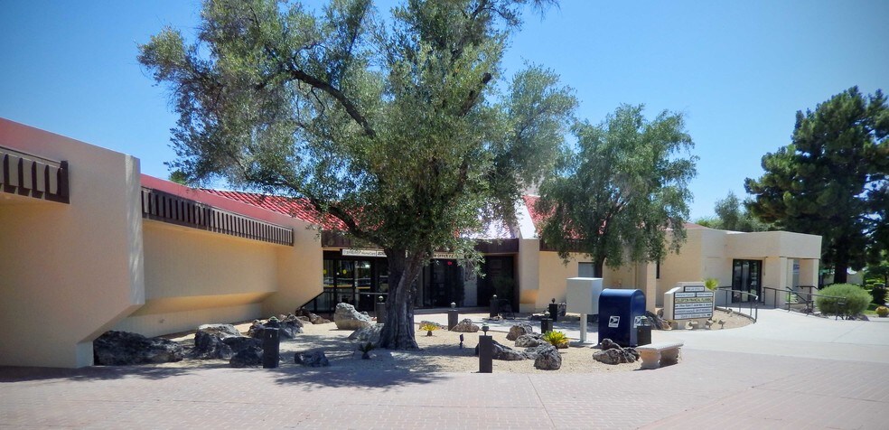More Photos Of 10240 W Bell Rd, Sun City Office For Lease