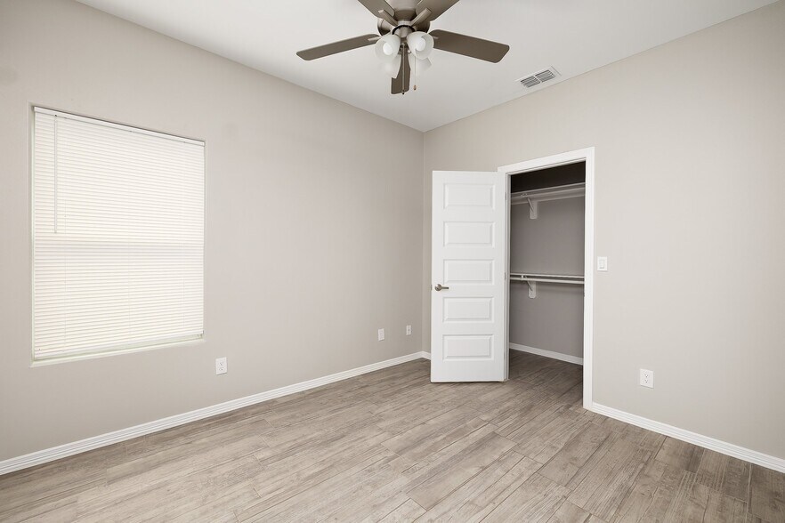 More Photos Of 1718 Davenport St, Weslaco Apartments For Sale