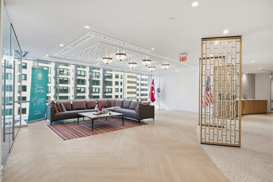 More Photos Of 1430 K St NW, Washington Office For Sale