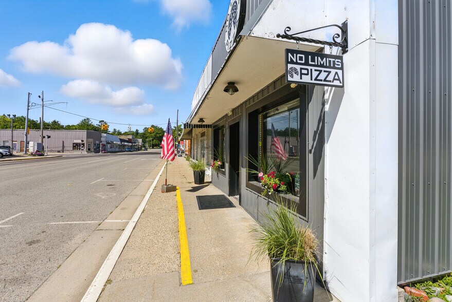 Primary Photo Of 111 E Main St, Rose City Restaurant For Sale