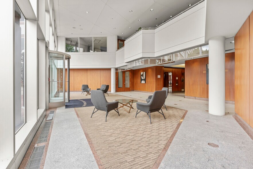 More Photos Of 7918 Jones Branch Dr, McLean Office For Lease