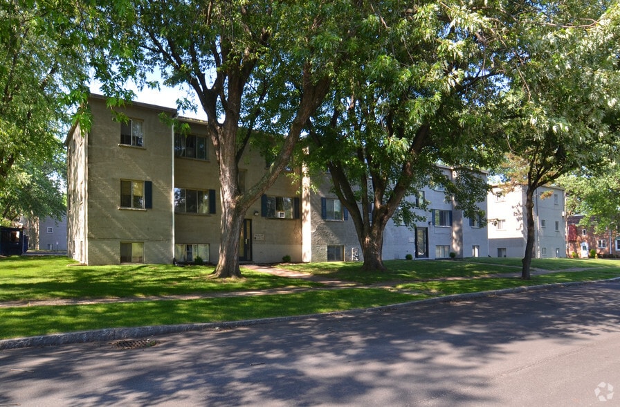 Primary Photo Of 8235 Buffalo Ave, Niagara Falls Apartments For Sale
