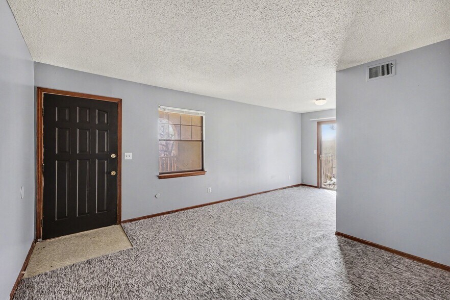 More Photos Of 8630 Lane Ave, Raytown Apartments For Sale