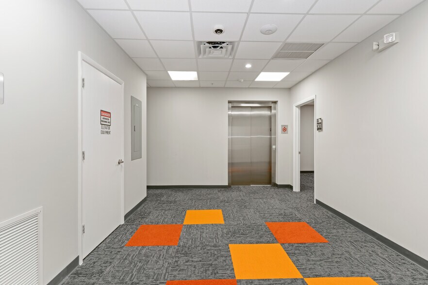 More Photos Of 4640 S University Dr, Davie Medical For Sale