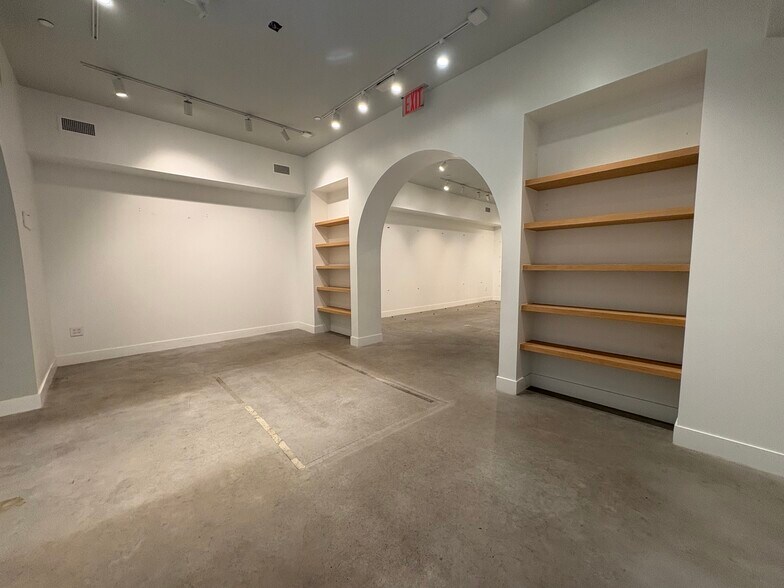 More Photos Of 106 N 6th St, Brooklyn Apartments For Lease