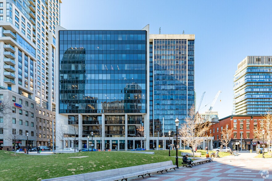 More Photos Of 26-32 Wellington St E, Toronto Coworking Space